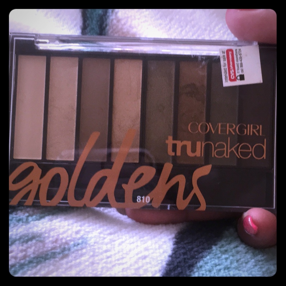 Cover girl eyeshadow palette